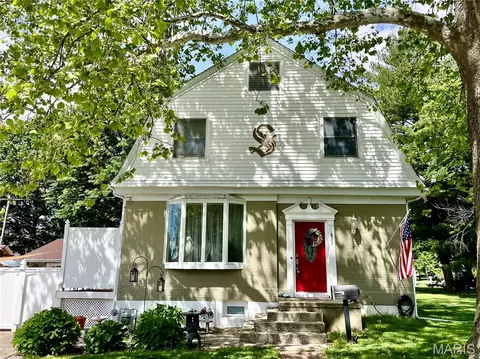 822 E Union Ave, Litchfield, IL 62056