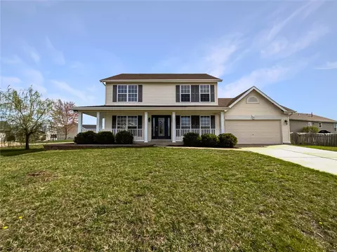 21 Stone Bluff Ct, Wentzville, MO 63385