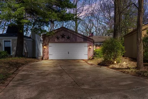 Exterior - 904 Chestnut Ridge Rd, Manchester, MO 63021 photo 8 of 12