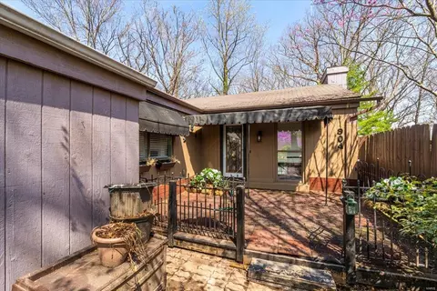 Exterior - 904 Chestnut Ridge Rd, Manchester, MO 63021 photo 7 of 12