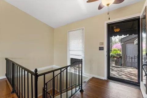 Entry Way - 904 Chestnut Ridge Rd, Manchester, MO 63021 photo 3 of 3