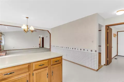 Entry Way - 420 Summit Rd, Fenton, MO 63026 photo 2 of 2