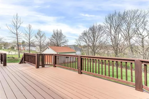Exterior - 420 Summit Rd, Fenton, MO 63026 photo 5 of 10