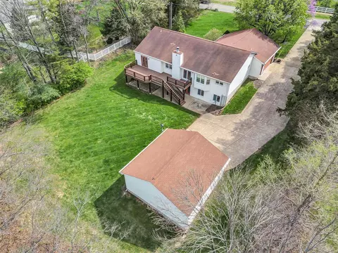View/Area - 420 Summit Rd, Fenton, MO 63026 photo 2 of 4