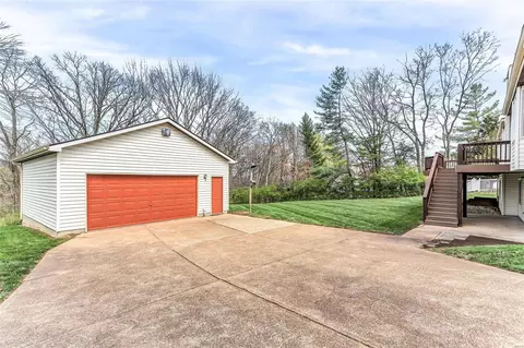 Exterior - 420 Summit Rd, Fenton, MO 63026 photo 10 of 10