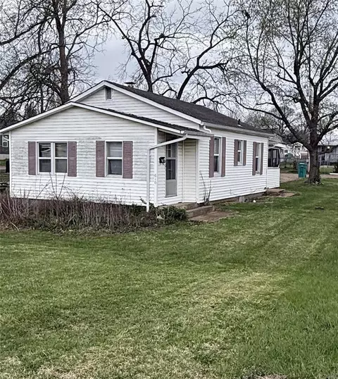 610 W Main St, Sullivan, MO 63080 photo 1