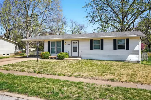2031 Marrisa Dr, Florissant, MO 63031