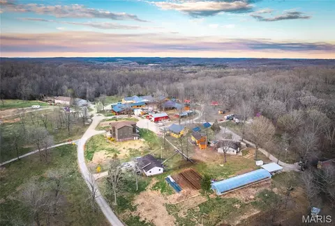 5019 Wayne 380, Patterson, MO 63956