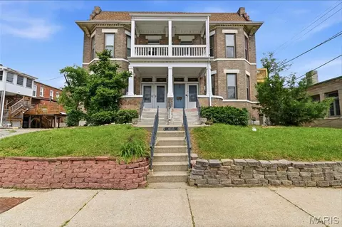 422 Lake Ave #5, Saint Louis, MO 63108