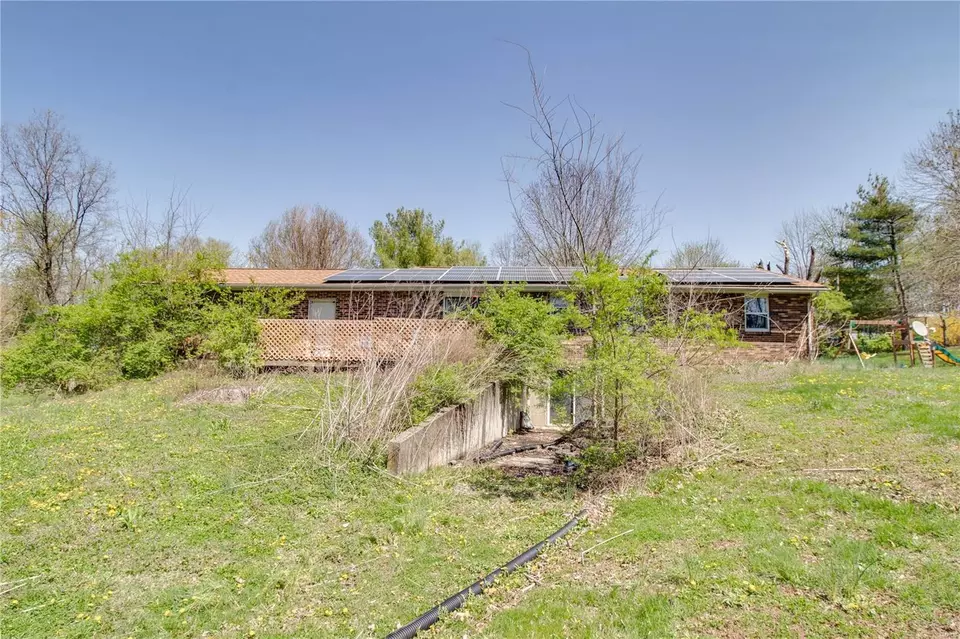 26599 26599 State Highway 3, Godfrey, IL 62035 | MLS# 25021370 | 9 Photos ...