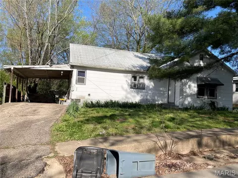 617 N 3rd St, Piedmont, MO 63957