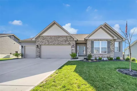 350 Denali Dr, Troy, MO 63379 photo 1