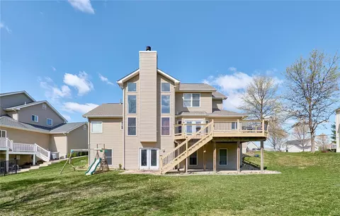 Exterior - 1702 Jacobs Pillow Dr, Saint Peters, MO 63376 photo 5 of 11