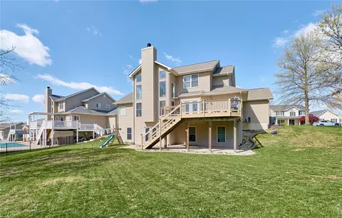 Exterior - 1702 Jacobs Pillow Dr, Saint Peters, MO 63376 photo 6 of 11