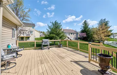Exterior - 1702 Jacobs Pillow Dr, Saint Peters, MO 63376 photo 10 of 11