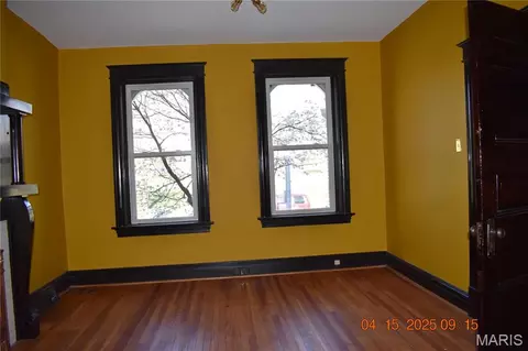 Living - 3522 S Compton Ave, Saint Louis, MO 63118 photo 2 of 6
