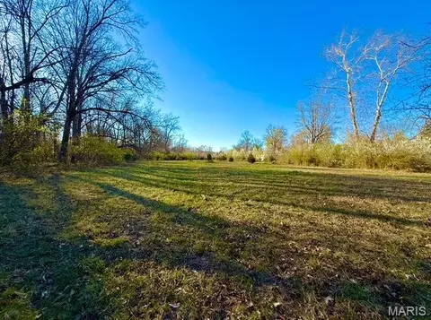 231 Ries Rd #A, Ballwin, MO 63021 photo 1
