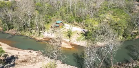 12715 State Route T, Newburg, MO 65550