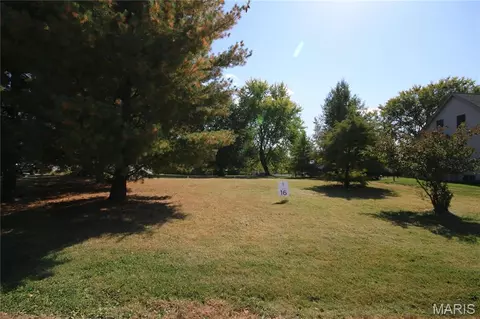 828 Nancy Ln, Weldon Spring, MO 63304 photo 1