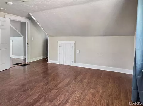 Bedroom - 110 E 6th St, Washington, MO 63090 photo 5 of 6