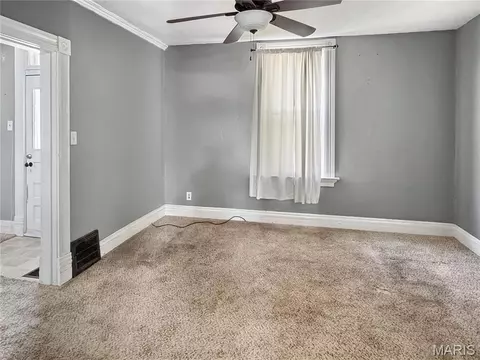 Living - 110 E 6th St, Washington, MO 63090 photo 1 of 2