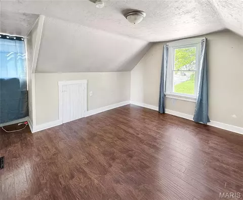 Bedroom - 110 E 6th St, Washington, MO 63090 photo 4 of 6