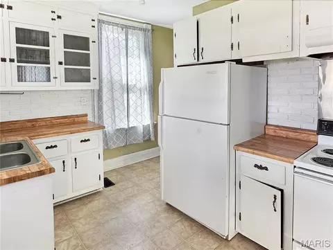 Kitchen - 110 E 6th St, Washington, MO 63090 photo 2 of 6