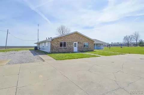 Other - 620 N Main St, Hoyleton, IL 62803 photo 1 of 12