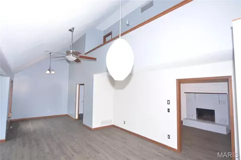 Living - 1603 Independence Rd, Rolla, MO 65401 photo 1 of 7