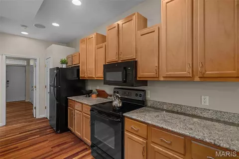 3318 Sidney St, Saint Louis, MO 63104 photo 16