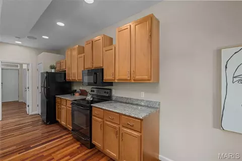 3318 Sidney St, Saint Louis, MO 63104 photo 11