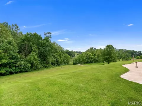 Exterior - 590 Fairway Dr, Union, MO 63084 photo 4 of 5