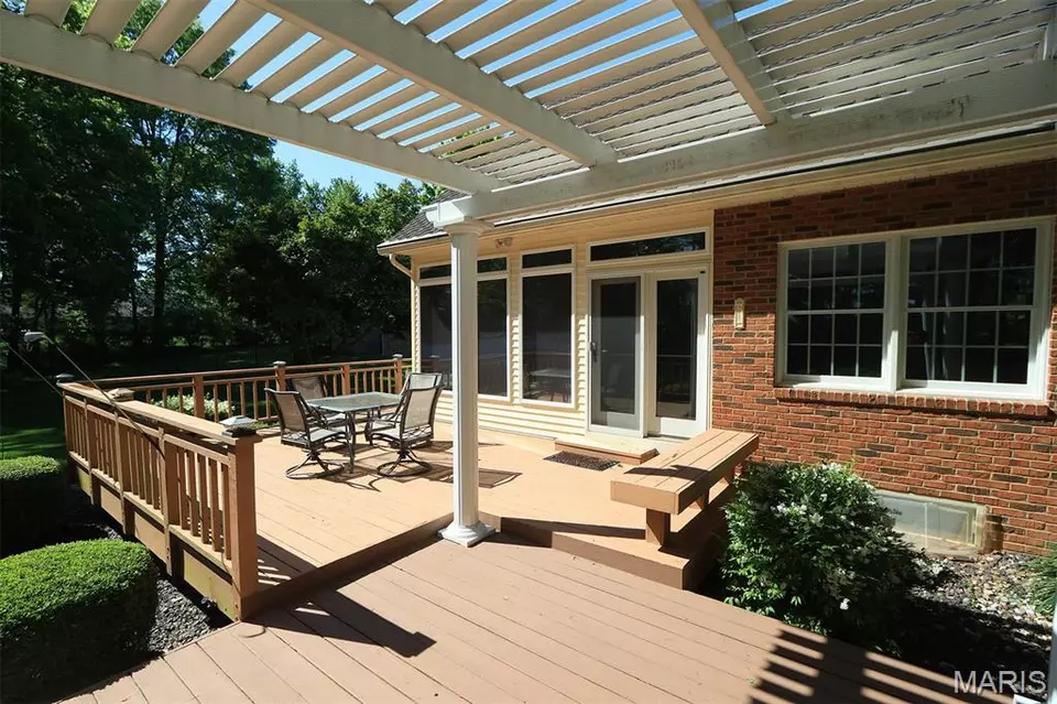 Exterior - 610 N Harrison St, Trenton, IL 62293 photo 8 of 21