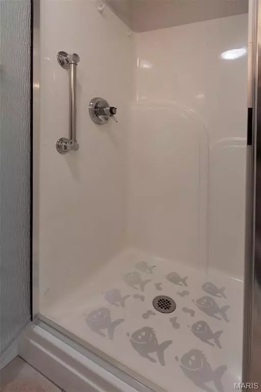 Bath - 610 N Harrison St, Trenton, IL 62293 photo 8 of 8