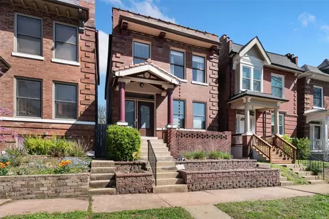 4237 Botanical Ave, Saint Louis, MO 63110
