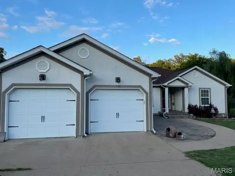 109 Locust Ct, Saint Robert, MO 65584 photo 1