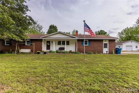 211 Elm, Bertrand, MO 63823