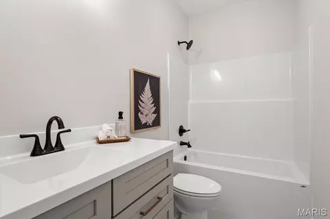 Bath - 641 Ambrose Dr, O'fallon, IL 62269 photo 3 of 3