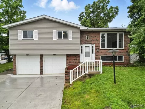 2649 Georgia Dr, Arnold, MO 63010 photo 1