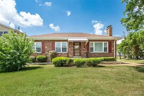 7401 Sharp Ave, Saint Louis, MO 63116 photo 1