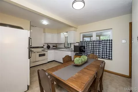 7401 Sharp Ave, Saint Louis, MO 63116 photo 10