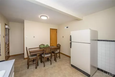 7401 Sharp Ave, Saint Louis, MO 63116 photo 7
