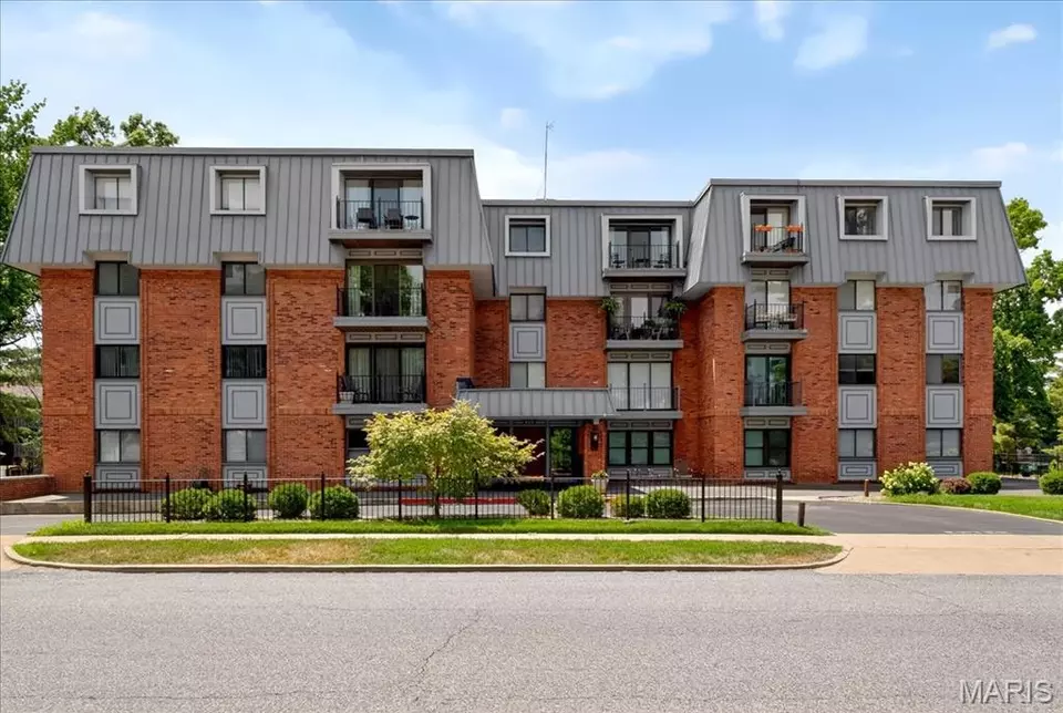  450 W Adams Ave #14, Kirkwood, MO 63122 photo 3