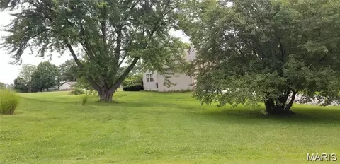 340 E Lk, Edwardsville, IL 62025