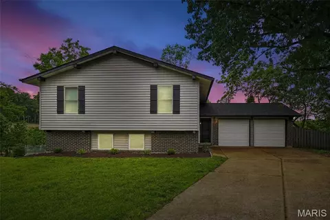 Exterior - 12241 Rain Hollow Dr, Maryland Heights, MO 63043 photo 1 of 4