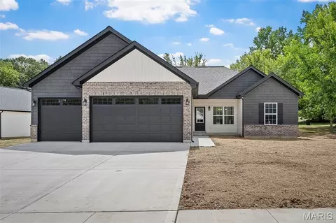 10708 Trenton Ln #TBB, Foristell, MO 63348
