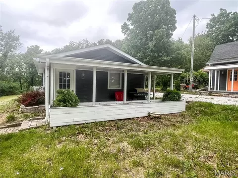 408 E Monroe St, Paris, MO 65275 photo 1