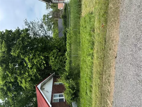 7337 Doncaster Dr, Pagedale, MO 63133