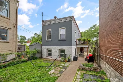 2723 Utah St, Saint Louis, MO 63118