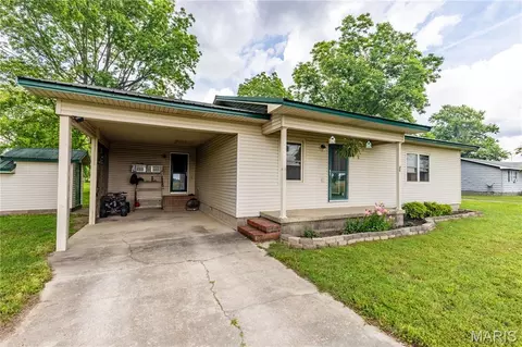 20 30 Artic Ln, East Prairie, MO 63845